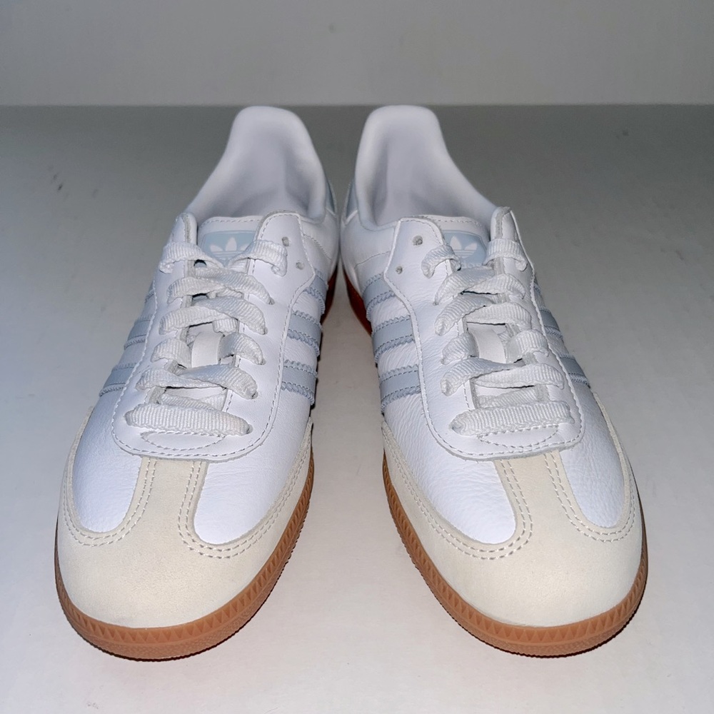NWOT Adidas OG Samba Halo Blue/White. Women’s 7